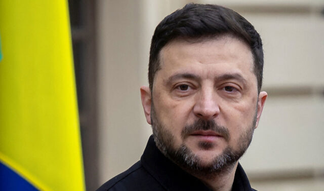 Зеленский потребовал военное присутствие Великобритании и Франции на Украине