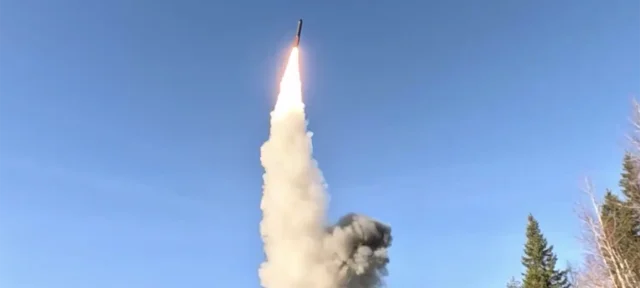 «Орешник» вывел из строя авиаремонтный завод во Львове – Минобороны