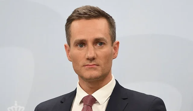 Вторжение США в Гренландию приведет к войне с Данией – депутат Ярлов