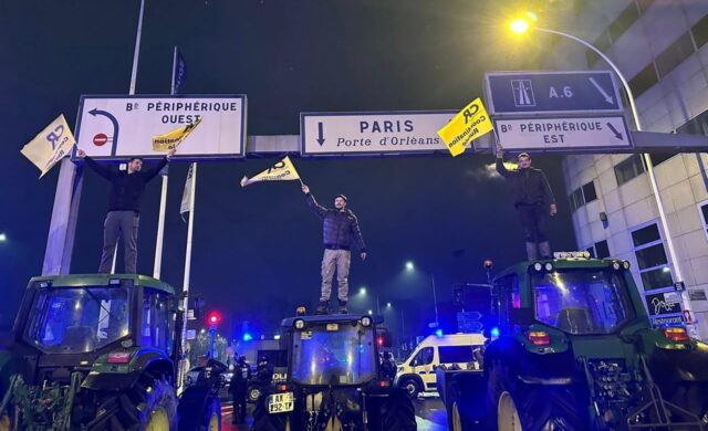 Граждане Италии и Польши присоединятся к забастовке французов