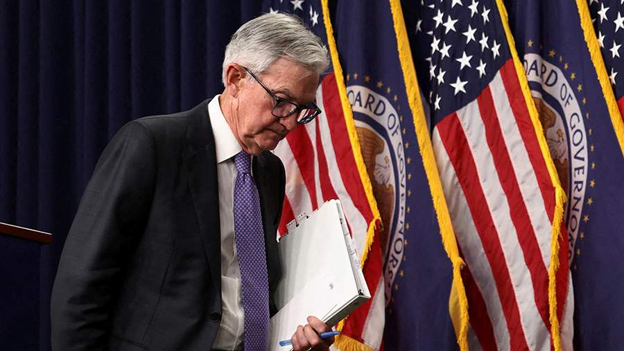 Велик глобализм, а отступать некуда: западные банки вступились за главу ФРС США