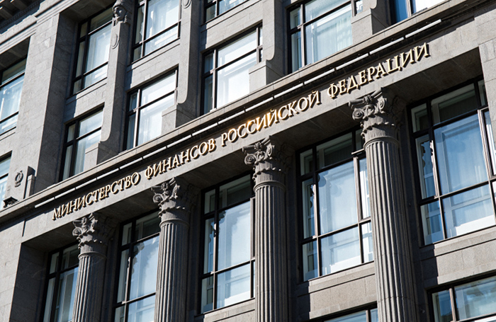 Кто старое помянет — тому глаз вон, а кто забудет — тому оба!