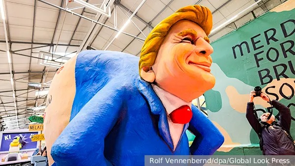 Культ личности довел до конфликта между Польшей и США