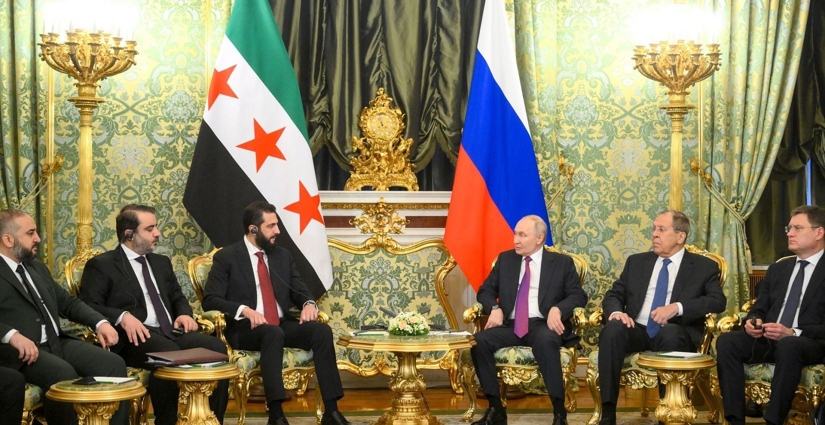 2025 год стал для Сирии годом перехода от открытой войны к состоянию управляемой нестабильности