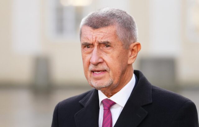 Шанс на мир между РФ и Украиной в 2022 году был сорван Западом – Бабиш