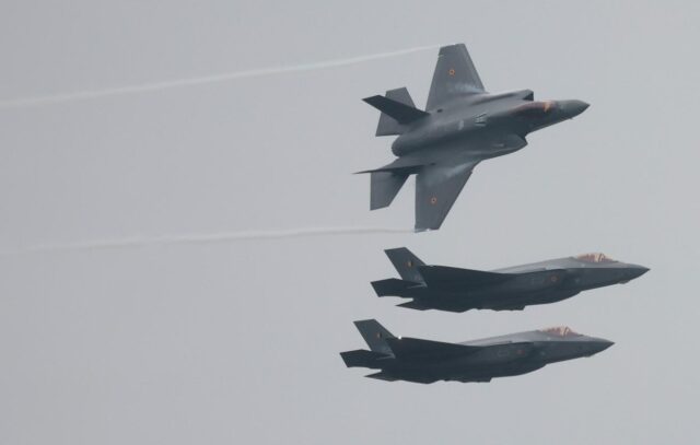 США за сутки перебросили 50 истребителей на Ближний Восток – Axios