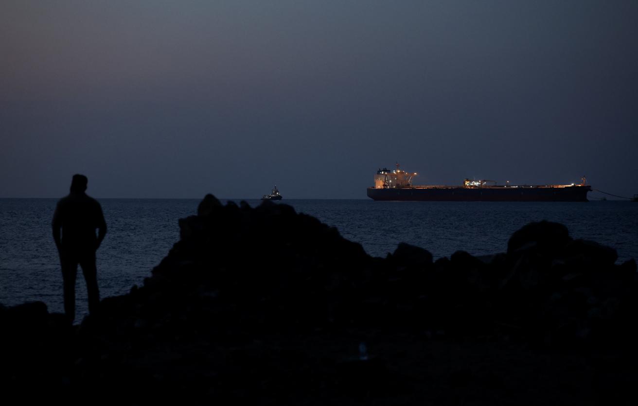 Особенности блокировки и деблокады Ормузского пролива