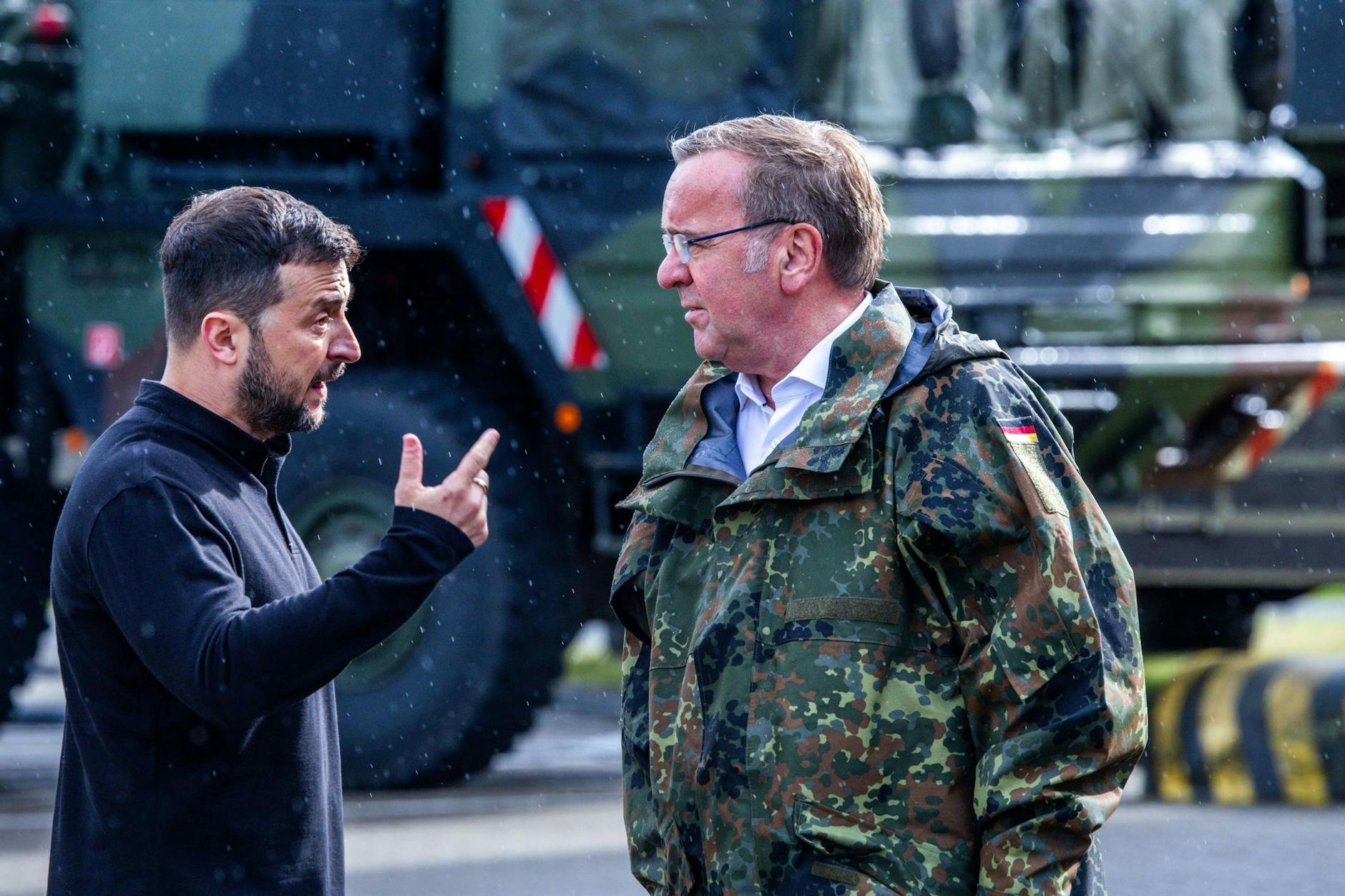 Кто ведет борьбу за войну