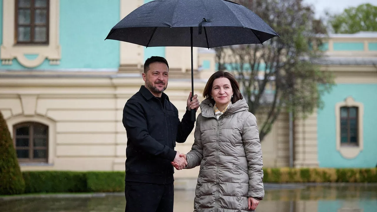 Что Санду делала в Киеве