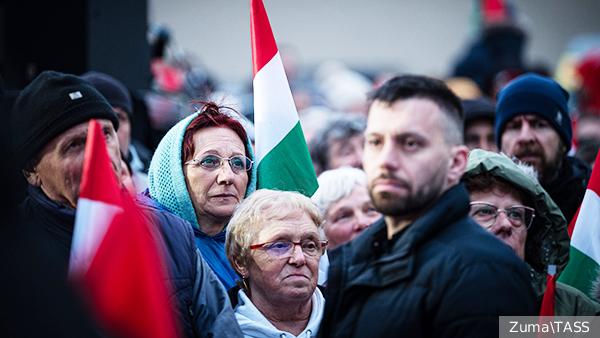 Ставки на выборы в маленькой Венгрии делает весь мир