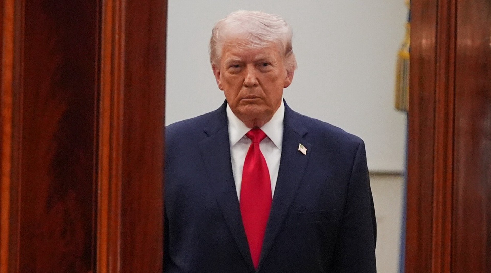 Почему Трамп стал ругать Иран последними словами