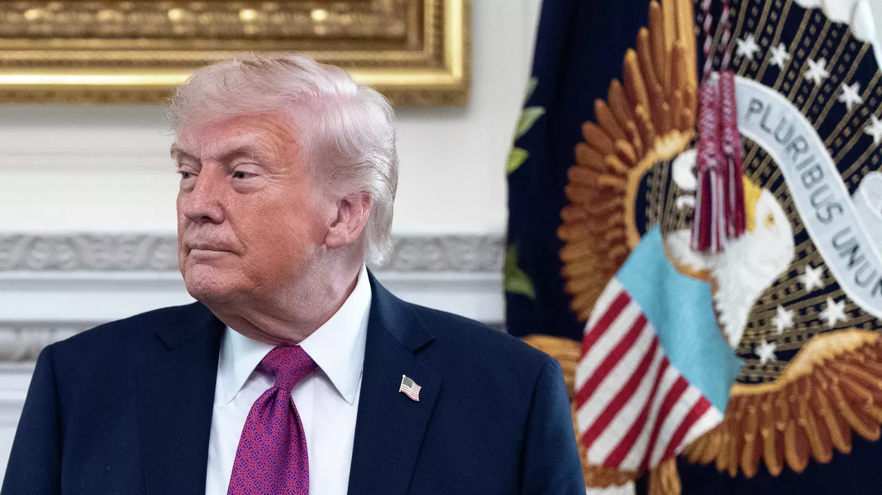 Трамп заявил о проведении переговоров с Ираном