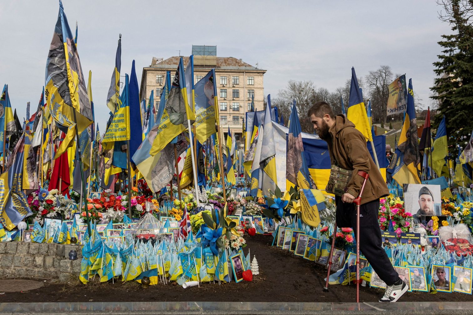 CEPA* (США): Война дает Украине слишком много миллиардеров