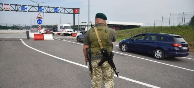 На Украине ужесточат наказание за незаконный выезд из страны в военное время