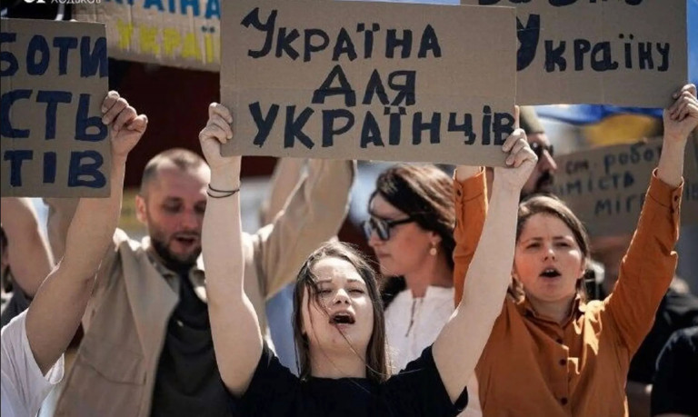 Украинское безлюдье замаскируют мигрантами