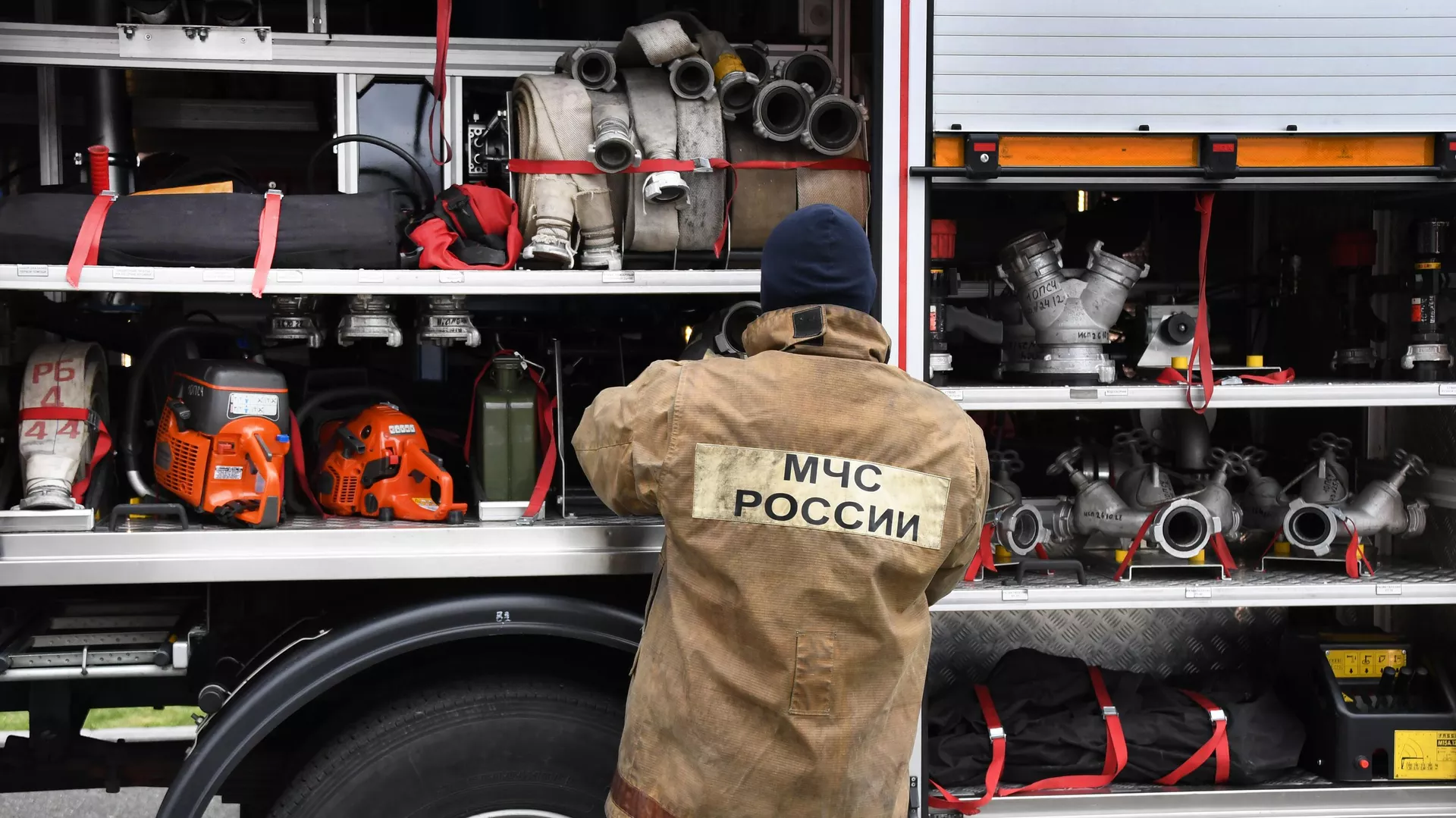 БПЛА ВСУ атаковали газоперерабатывающий завод в Астраханской области