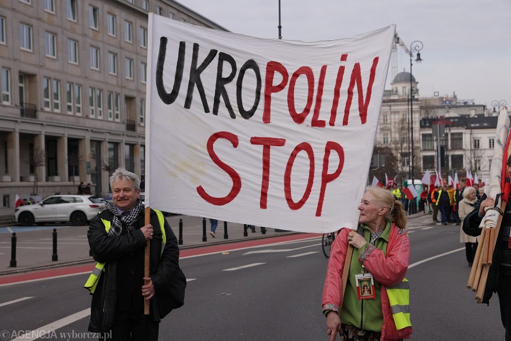 Почему украинские власти вызывают отторжение у Польши