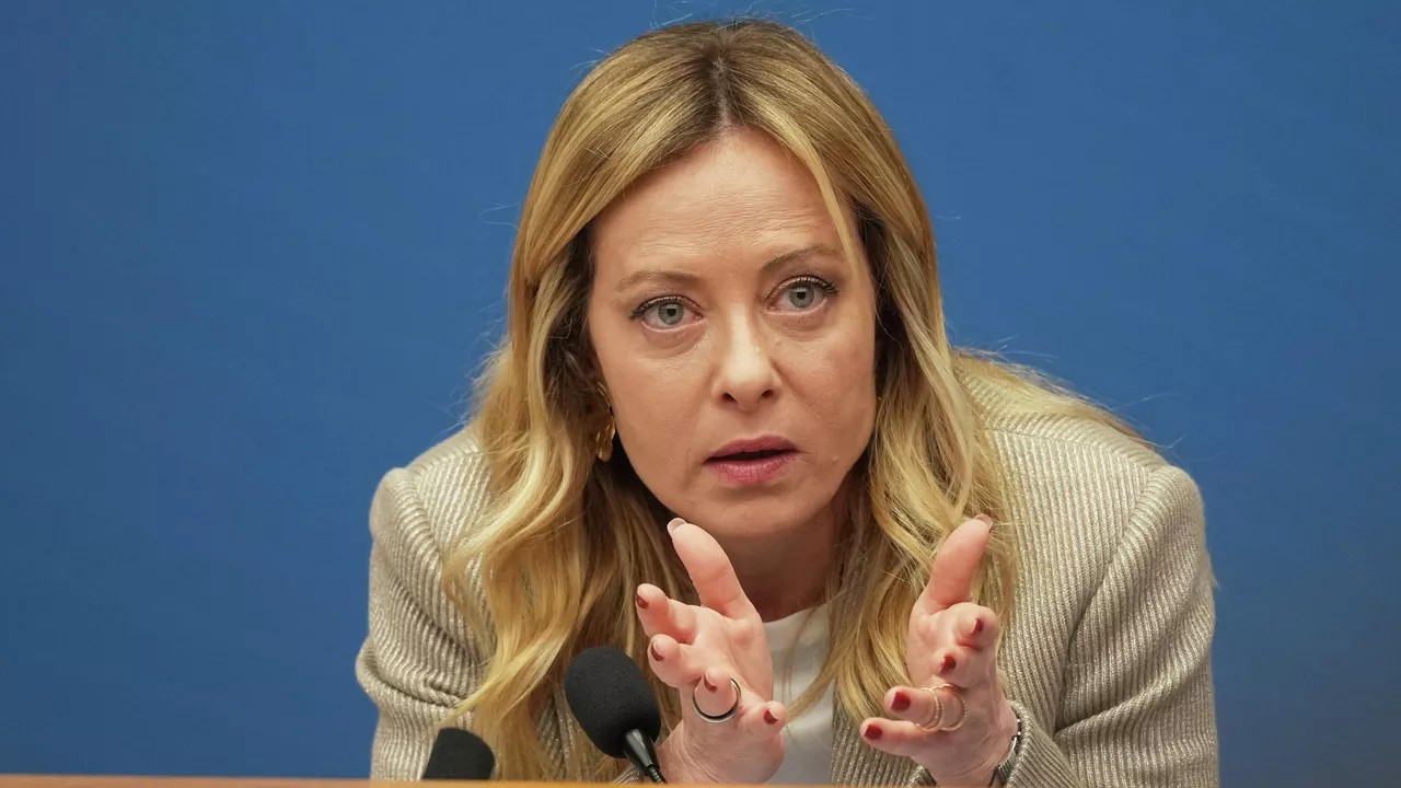 Мелони призвала определить переговорщика с Россией от ЕС