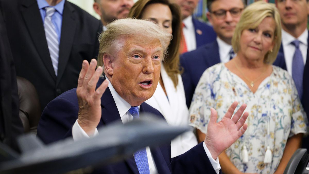 Америку добивает “трампфляция”