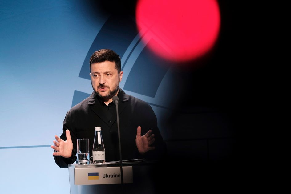 Ультиматум Зеленского в адрес Минска — украинский конфликт на пороге перехода в новое качество