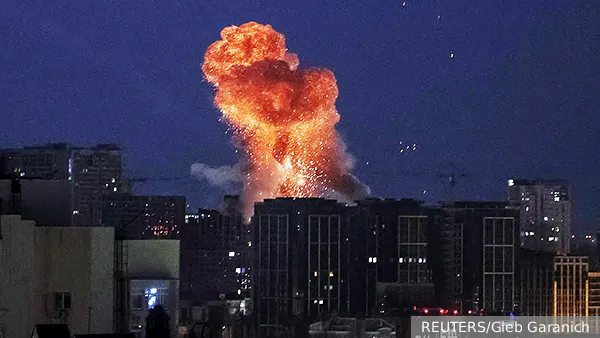 Украинские беспилотники массово стартовали в небо. Вместе с заводами
