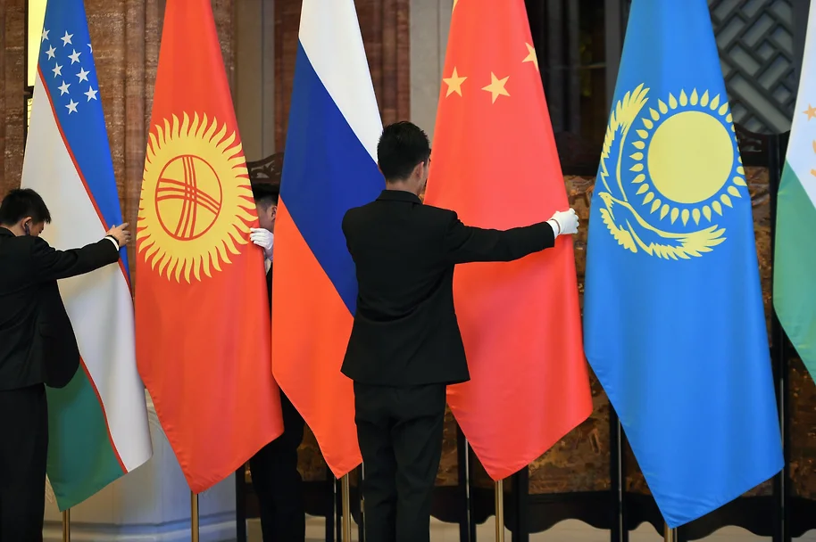«Адскими» пошлинами против стран Центральной Азии, сотрудничающих с РФ, США стреляют себе в ногу