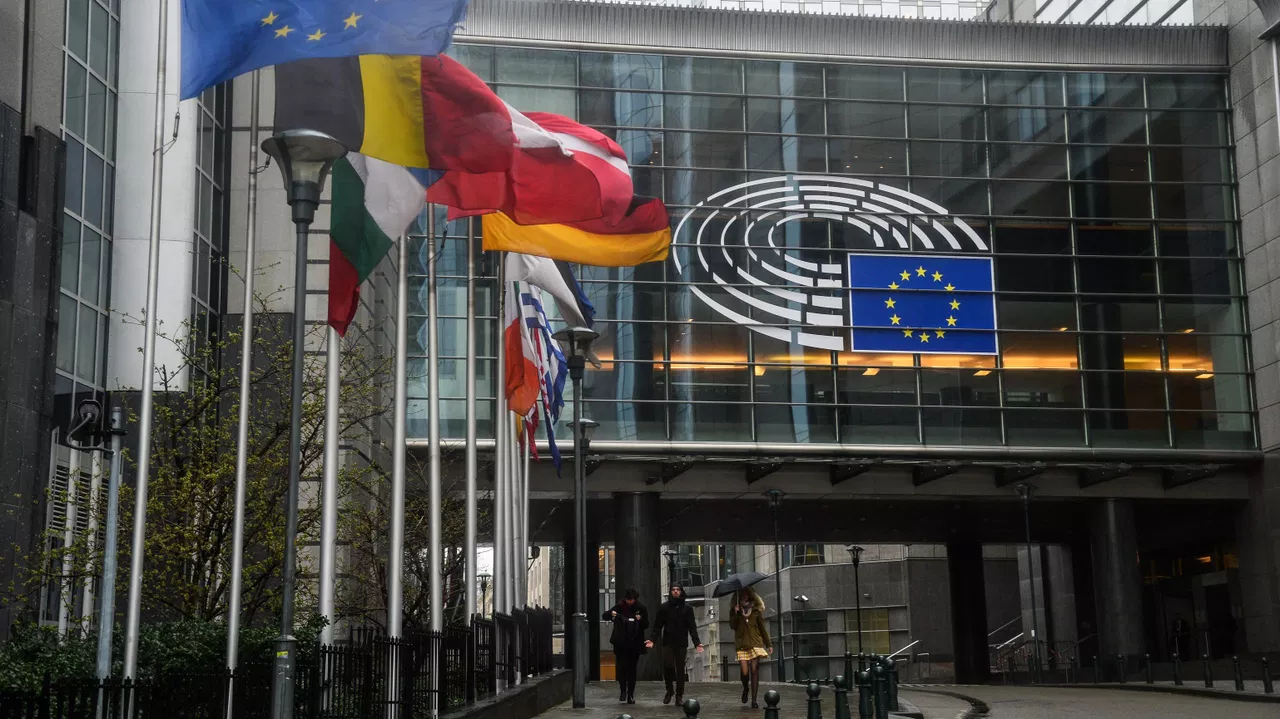 Греция выступила против новых санкций на российский СПГ – FT