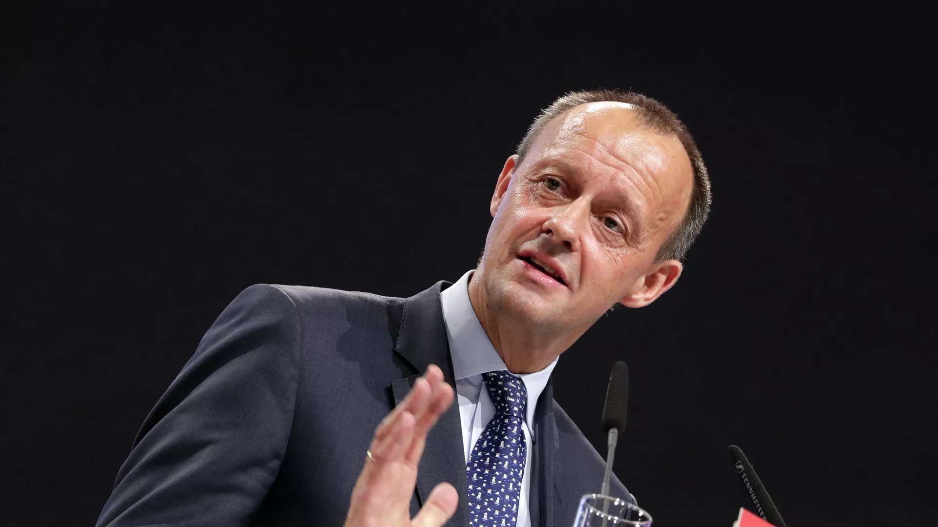 Мерц не исключил кадровых перестановок в правительстве после ухода лидера ХДС/ХСС