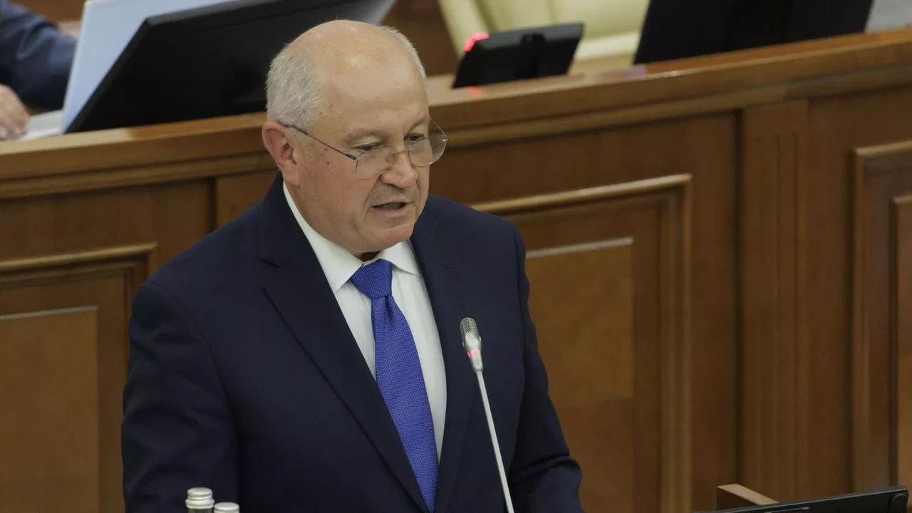 Премьер Молдавии ушел в отставку