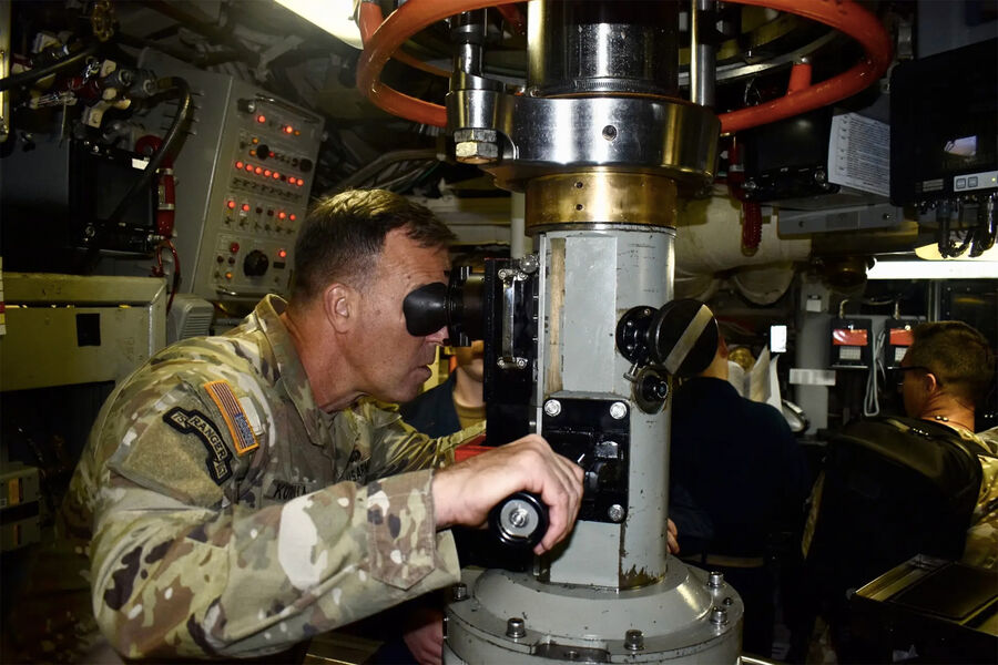 64 военных США отравились выхлопами на атомной подлодке – Navy Times