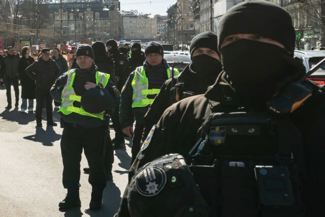 В Одессе мужчина напал на сотрудников ТЦК 