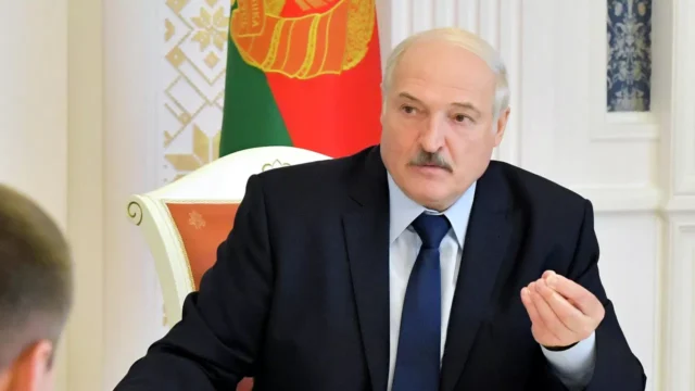 Лукашенко заявил, что Беларусь приложит все усилия для сохранения мира