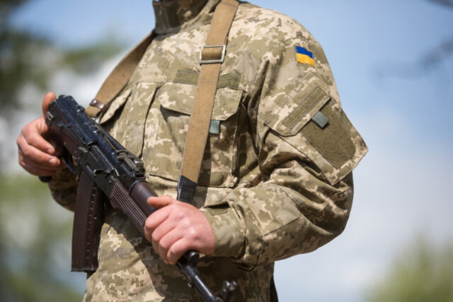 Бойцы ВСУ пожаловались новому главкому на проблемы со снабжением