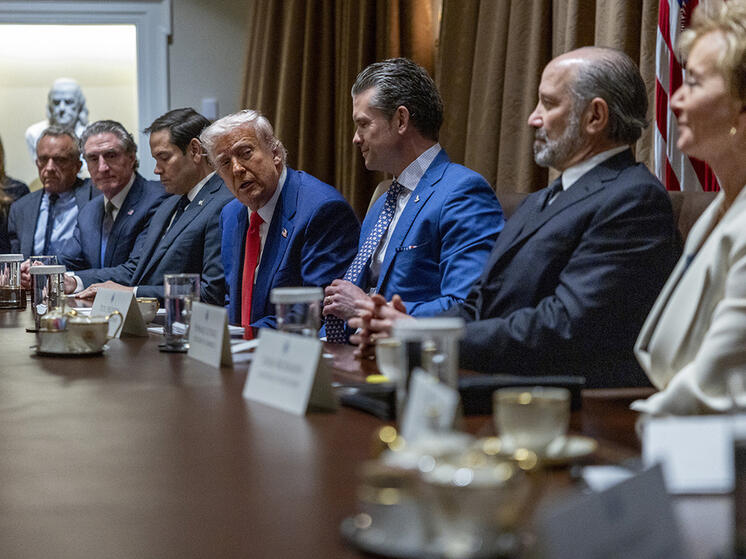 Администрация Трампа: много шума из ничего