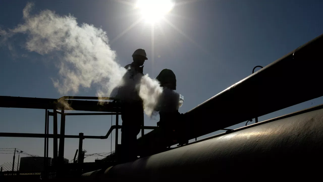 В Ливии остановили один из блоков НПЗ из-за перекрытия нефтепровода