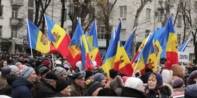 Оппозиция Молдавии вышла на протест против роста тарифов на газ