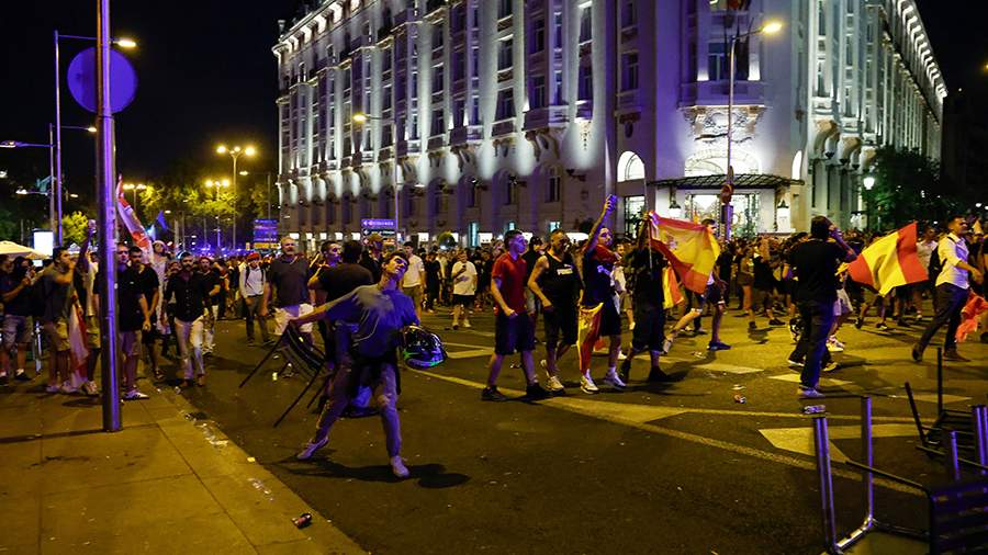 В Испании начались массовые протесты из-за миграционного кризиса