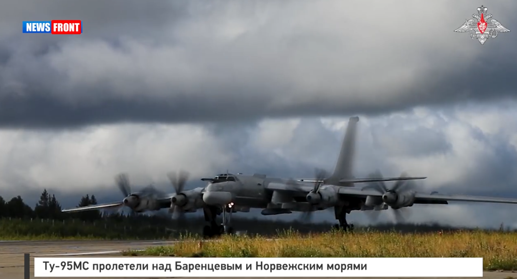 Ту-95МС пролетели над Баренцевым и Норвежским морями