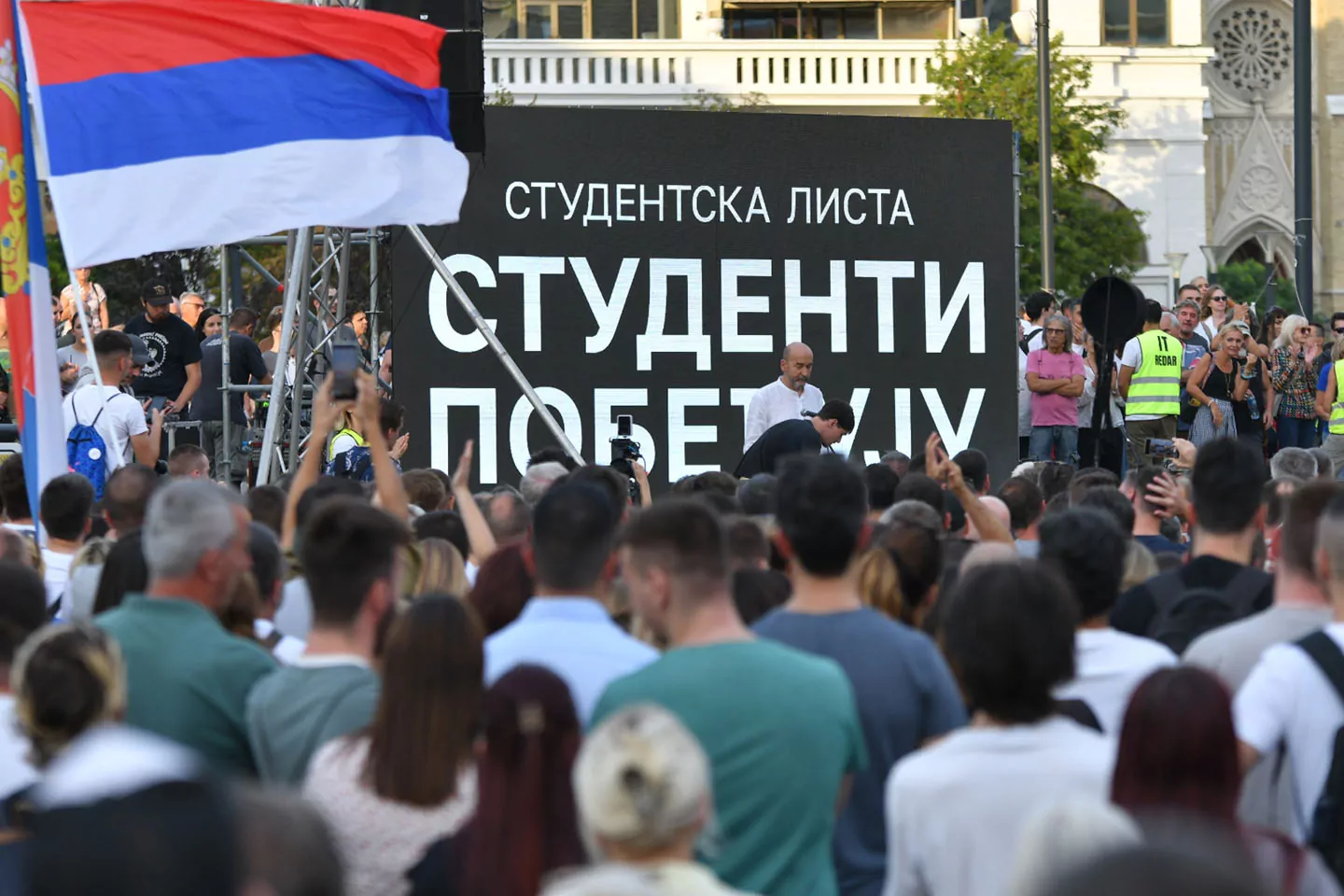 Студенты скинули президента Вучича. Что ждет Сербию после выборов?