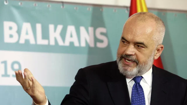 Премьер-министр Албании заявил, что Украину не примут в ЕС по обычной процедуре