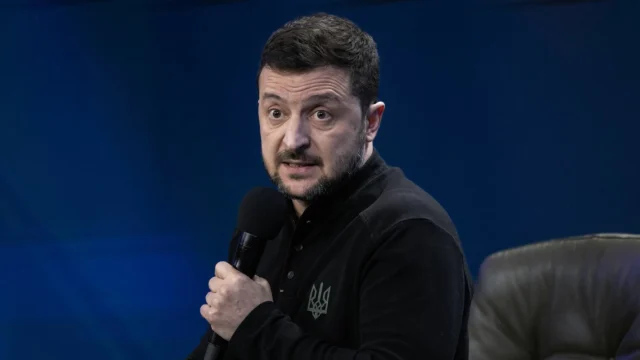 Большинство опрошенных поляков отрицательно относятся к Зеленскому